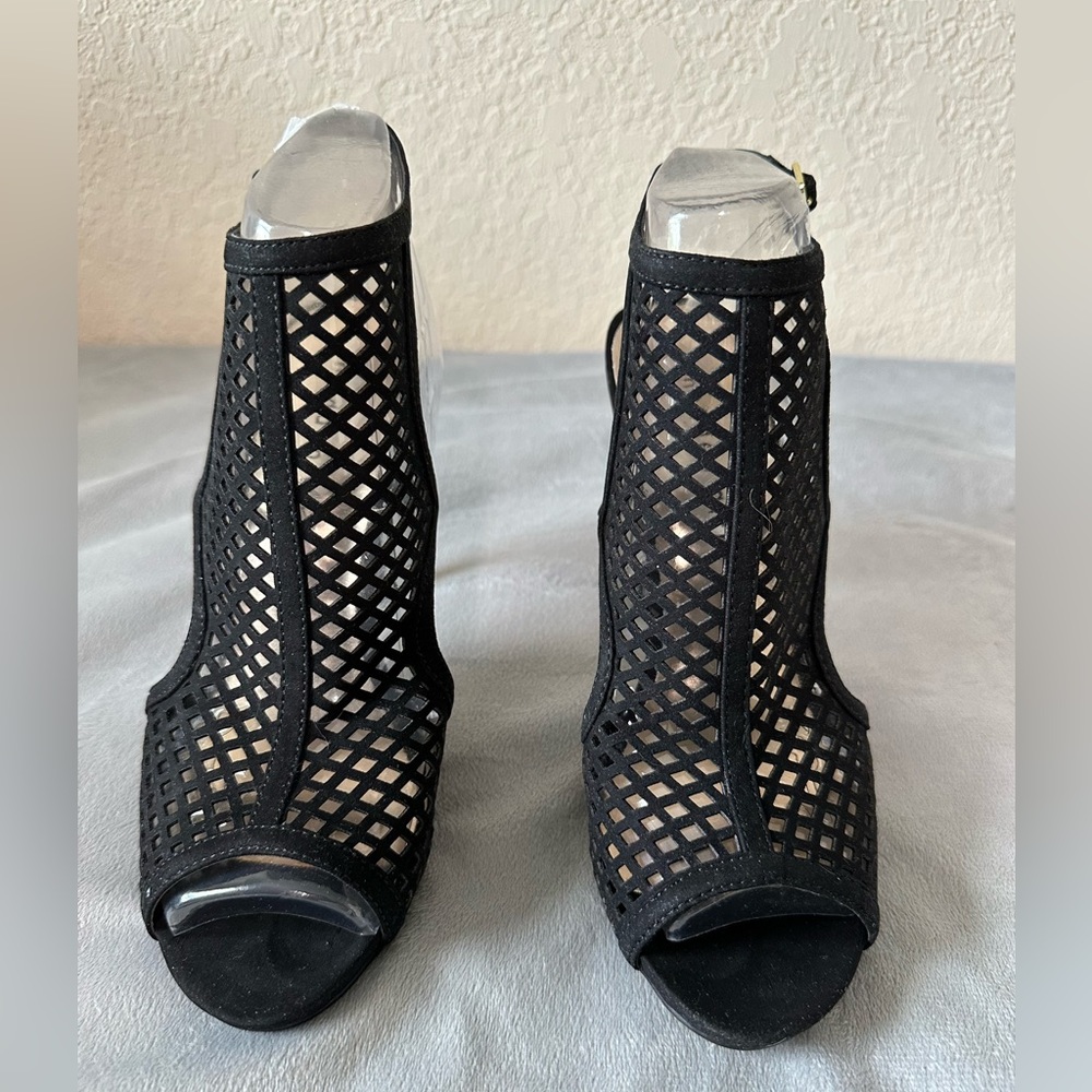 NWOB - Never worn! Madden Girl black suede heel.